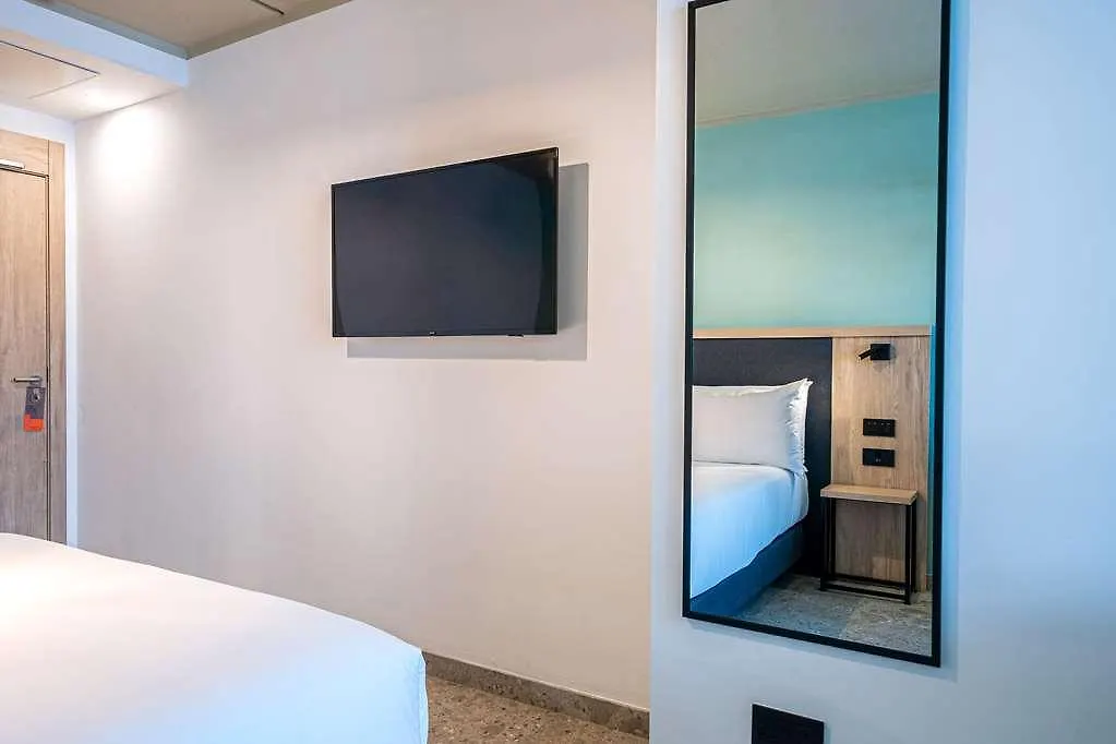 Hotel Scirocco St Julians Affiliated By Melia Saint Julian's 3*,  Malta